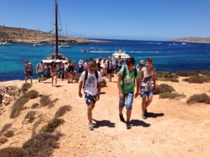 2016-excursion+comino_and_blue_lagoon1+students1+group_pics6